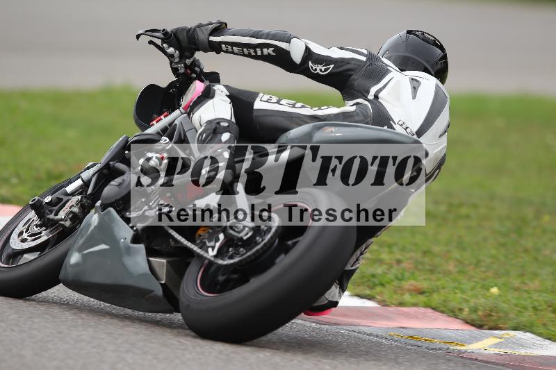 /Archiv-2022/69 14.10.2022 Speer Racing ADR/Freies Fahren rot und gelb/110